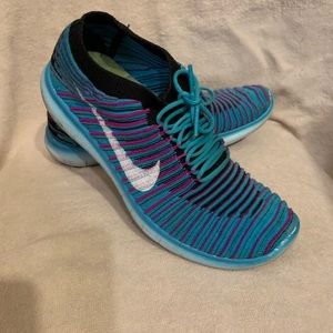 Nike running shoes Size 7.5, fits like size 6